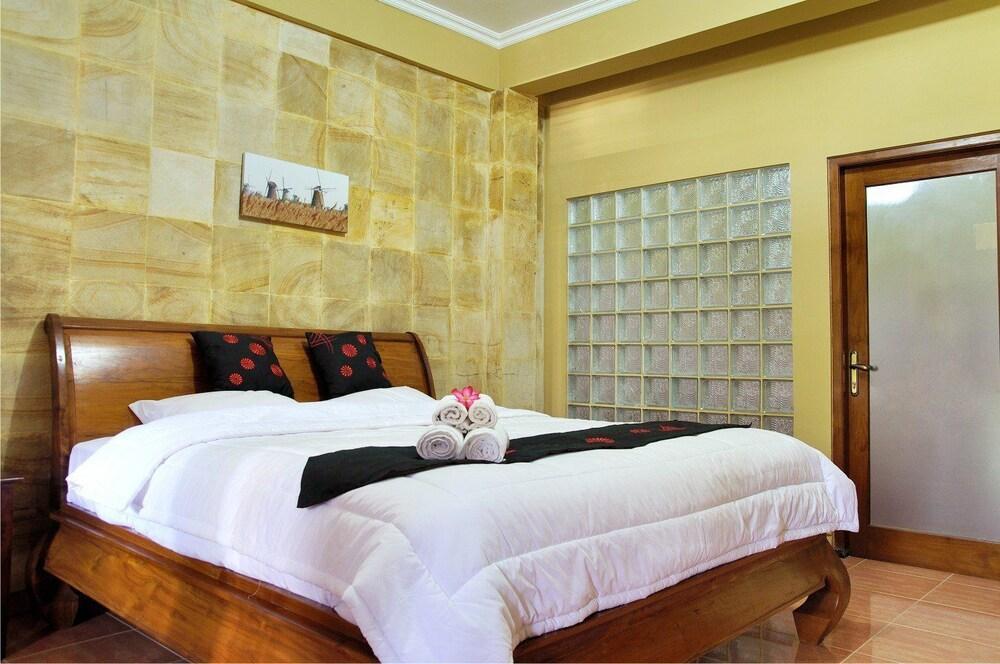Ndalem Bantul Hotel Yogyakarta Eksteriør billede