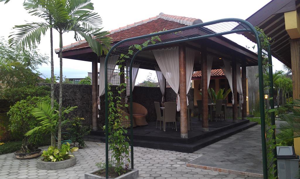 Ndalem Bantul Hotel Yogyakarta Eksteriør billede